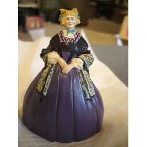  Gone With The Wind Figurine   Aunt Pittypat Everything 