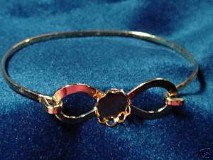 Bow with Oval Gold Bracelet 8 x 10 mm Vert Bezel 0919  