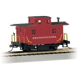   Trains Pennsylvania Railroad Bobber Caboose Ho Scale: Toys & Games