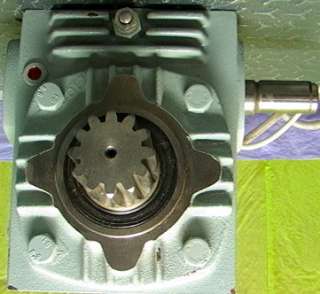 60:1 Right Angle Gearbox Pinion Spline Drive Worm gear  