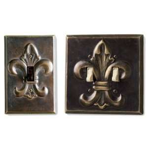    FLEUR DE LIS DOUBLE DESIGNER SWITCH PLATE