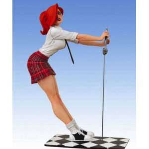    Sdcc 2009 Exclusive Red Skirt Dawn Pvc Statue: Toys & Games