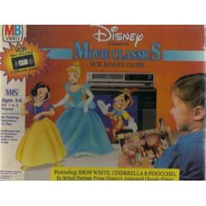  DISNEY MOVIE CLASSICS VHS BOARD GAME featuring SNOW WHITE 