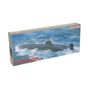  1/350 Soviet Typhoon Submarine Toys & Games