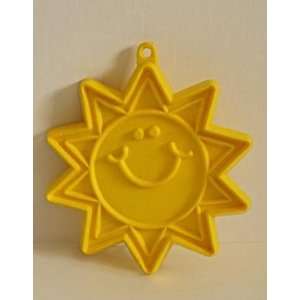  Hallmark Sun Smiling Cookie Cutter