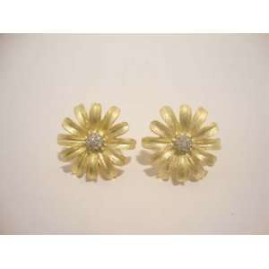  Round Flower Style Earrings with CZ Center in Yellow Gold 