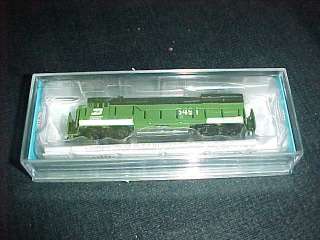 Bachmann N Scale U36 B  B&N Diesel Locomotive # 5491 green w/headlight 