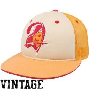   Tampa Bay Buccaneers Yellow Time Traveler Throwback Fitted Hat (6 7/8