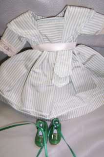 UFDC   MARIE TERESE OUTFIT   circa 1860S STYLE   MINT  