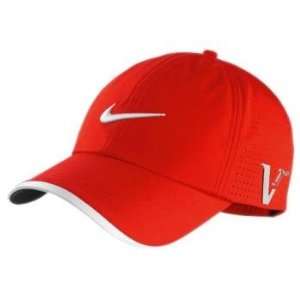   Red 2010 Preforated Golf Cap Hat New Latest Red: Sports & Outdoors