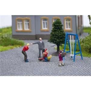  Noch 11527 HO At the School Yard: Toys & Games