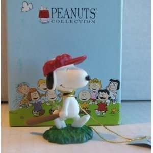   Peanuts Collection 2 Ceramic Figurine Snoopy Baseball