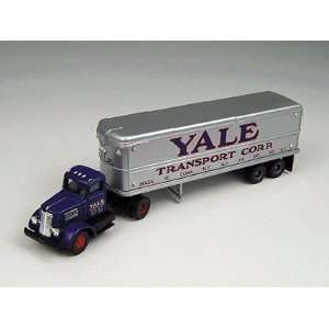   Yale Transport Semi Tractor/32 Aero Van Trailer Set: Toys & Games