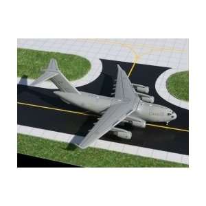  Aeroclassics KUZU A300B4 Model Airplane: Toys & Games