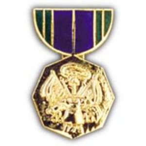  U.S. Army Achievement Medal Pin 1 3/16 Arts, Crafts 