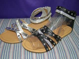   ELEGANT BLACK AND SILVER JEWELED STUDDED SANDALS FLATS SIZE 5 6 7 8 9