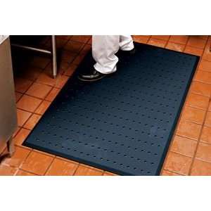   Complete Comfort Floor Mat With Holes 3 x 10 Black