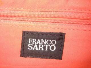 FRANCO SARTO Woven Straw Floral Print Baguette Purse   Features 