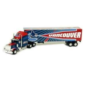  UD Peterbilt Tractor Trailer Vancouver Canucks: Sports 