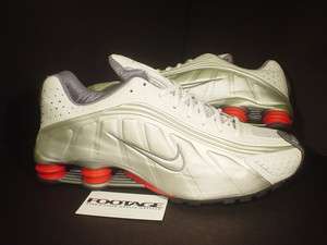   Nike SHOX RUNNING R4 SILVER GREY WHITE COMET RED SHIRT XL DS 13  