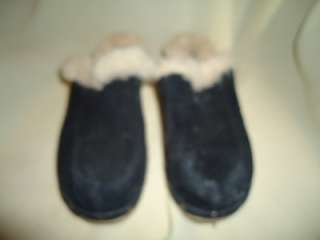 GIRLS WOMANS BLACK CLOG MULEs UGG WINTER SHOES SIZE 7  