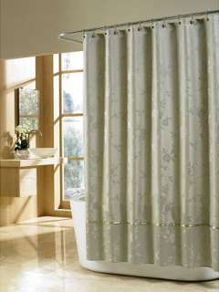 Tips on Using Cloth Shower Curtains  