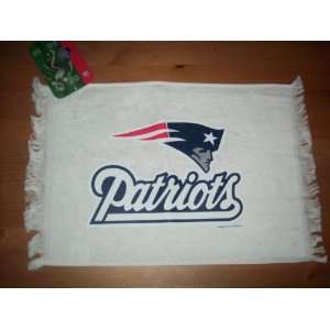  New England Patriots Fan Towel (White): Everything Else