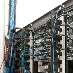 com Rack Solutions 137 0318 Vertical Cable Organizer. CABLE ORGANIZER 