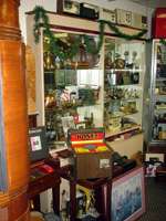 COLLECTIBLES STORE HIGH QUALITY JUKEBOXES, SLOTMACHINES, ART DECO 