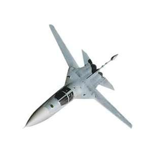    Revell   1/72 EF 111A Raven (Plastic Model Airplane) Toys & Games