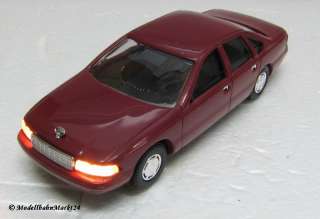 BUSCH Chevrolet Caprice in dunkelrot mit Licht H0 187 neuwertig OVP 