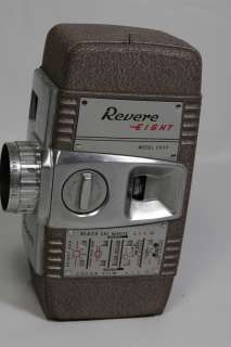 VINTAGE REVERE EIGHT MODEL FIFTY 8MM MOVIE CAMERA CIRCA 1950s  