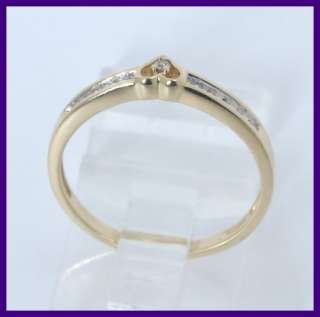 14k Yellow Gold Round Diamond Love Heart Ring .11ct  