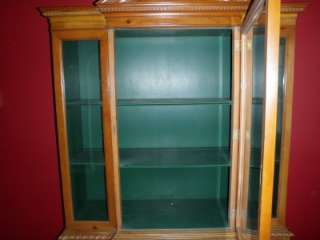   Drexel Breakfront China Cabinet Dining Room Hutch Pick Up CT  