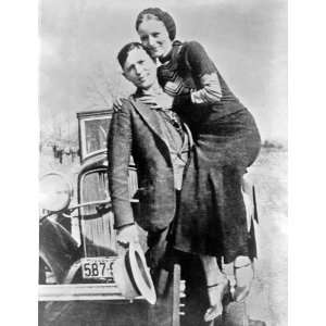 Bonnie Parker & Clyde Barrow in Front of a 1932 Ford Automobile Photo 