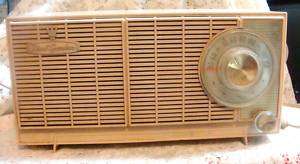 General Electric Duel Speaker AM Radio   (Vintage)  
