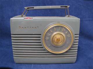 Vintage 1952 Sentinel Tube Portable Radio Model 1U 347P  