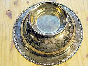 Bowl Oneida Silver Plated Round Serving Tray Dish Large Kitchen 