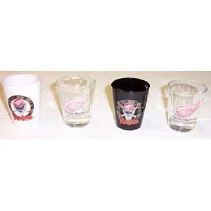  DETROIT RED WINGS NHL Hockey Set 4 Collectible SHOT GLASSES 